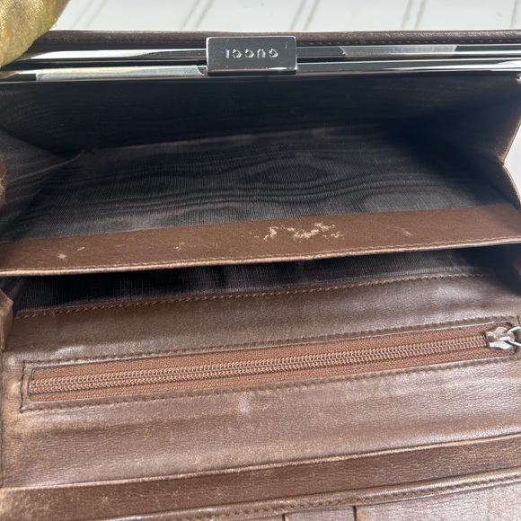 Gucci Beige and Brown GG Canvas Clutch Wallet - Picture 12 of 13